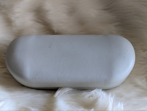 Warby Parker Eyeglass Case - Picture 4 of 5